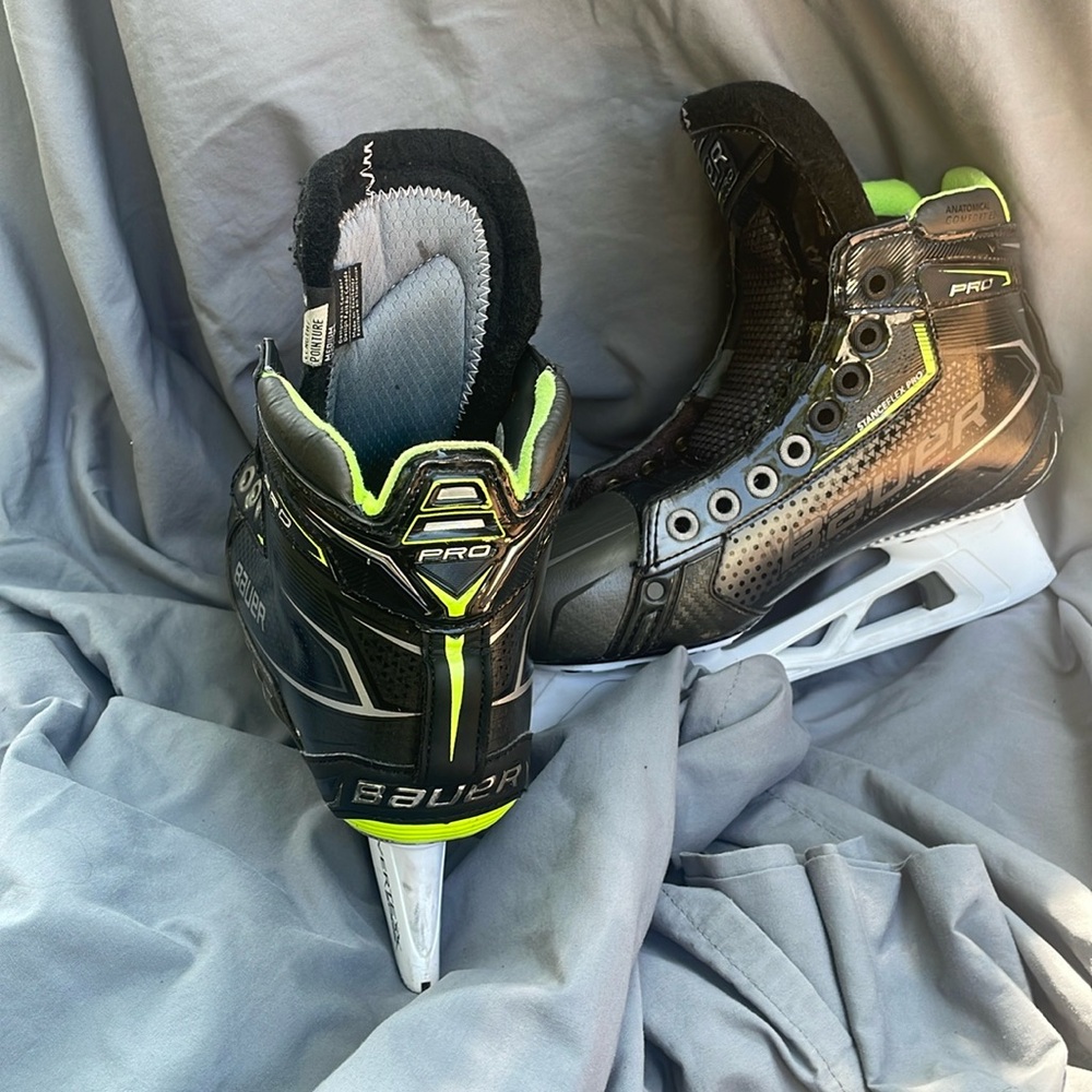 Bauer Pro skates